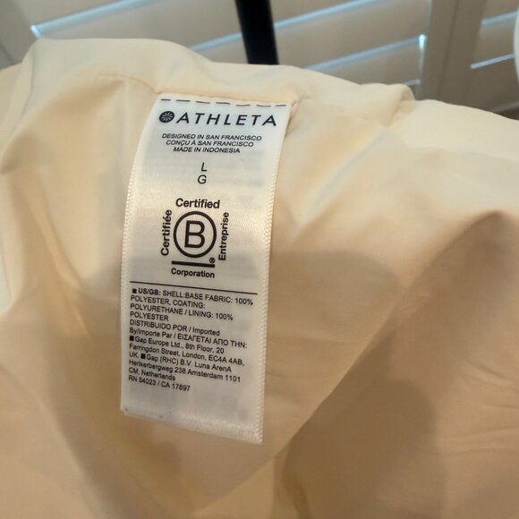 Athleta Sutro Rain Out Trench, Size L, Very Good Used Condition - Picture 6 of 6